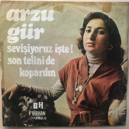 Sevişiyoruz İşte