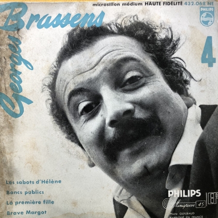 Les Sabots D'Hélène-Bancs Publics