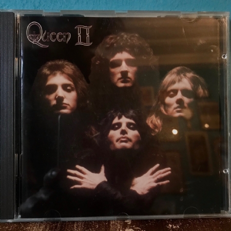 Queen II