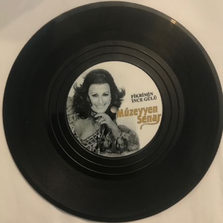 Müzeyyen Senar Bardak Altlığı ve Magnet